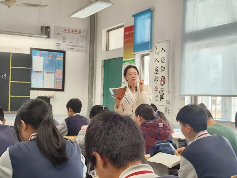 开课图片2.jpg 开课图片2.jpg